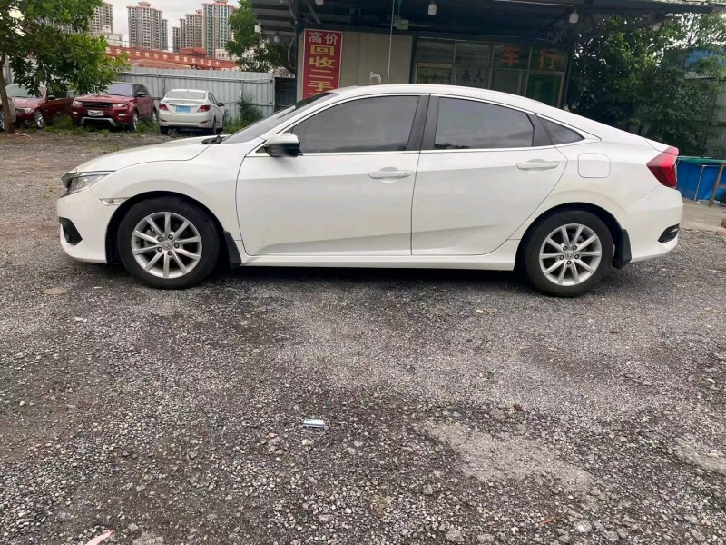 广州17年本田思域4