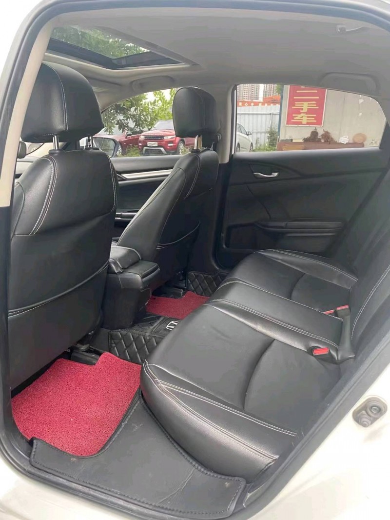 广州17年本田思域5