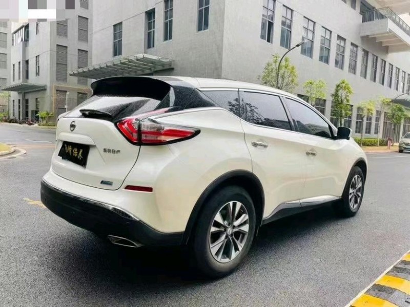 东莞21年日产楼兰7