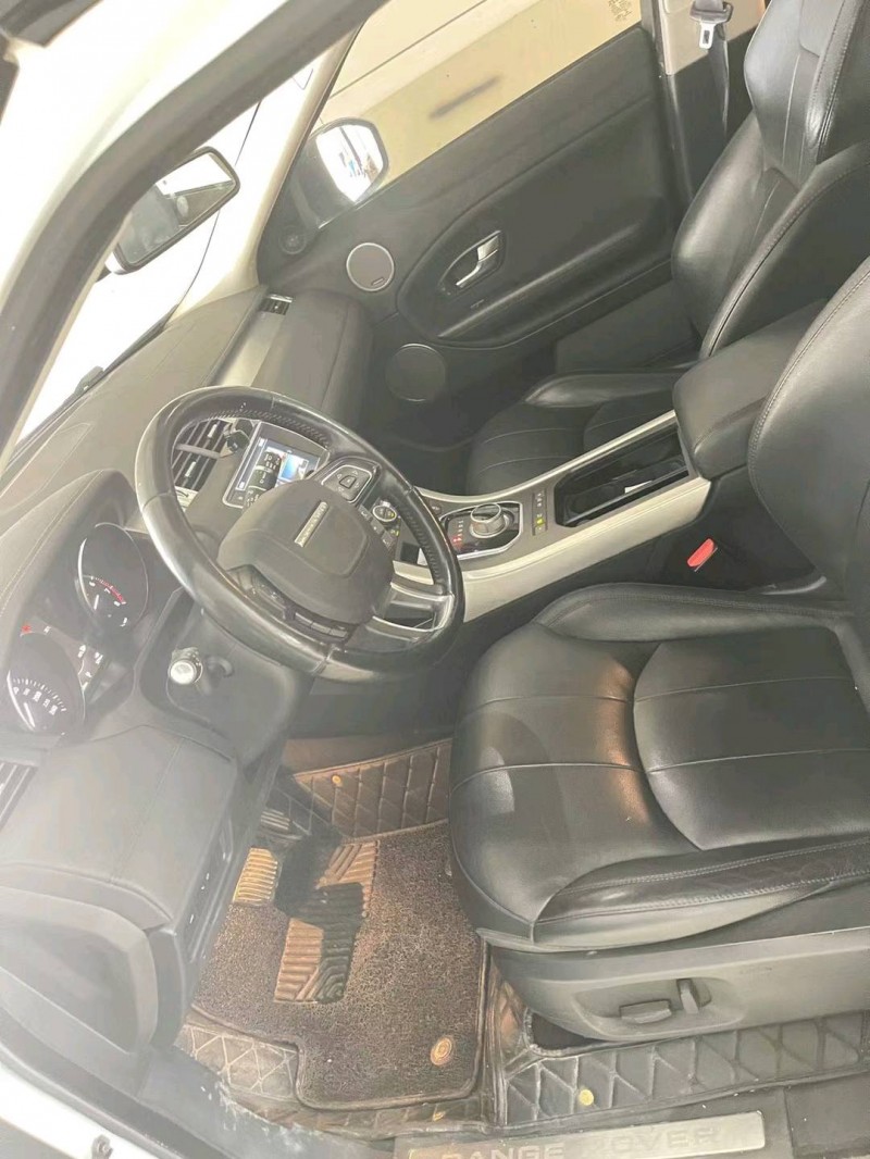 保定16年路虎极光4