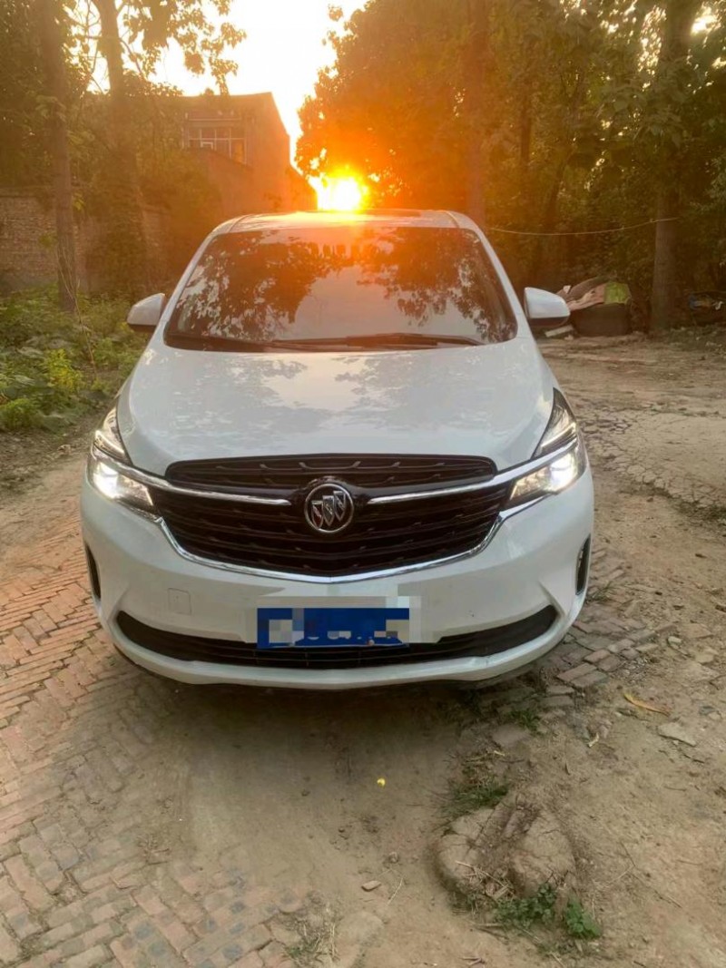 宜春22年别克GL81