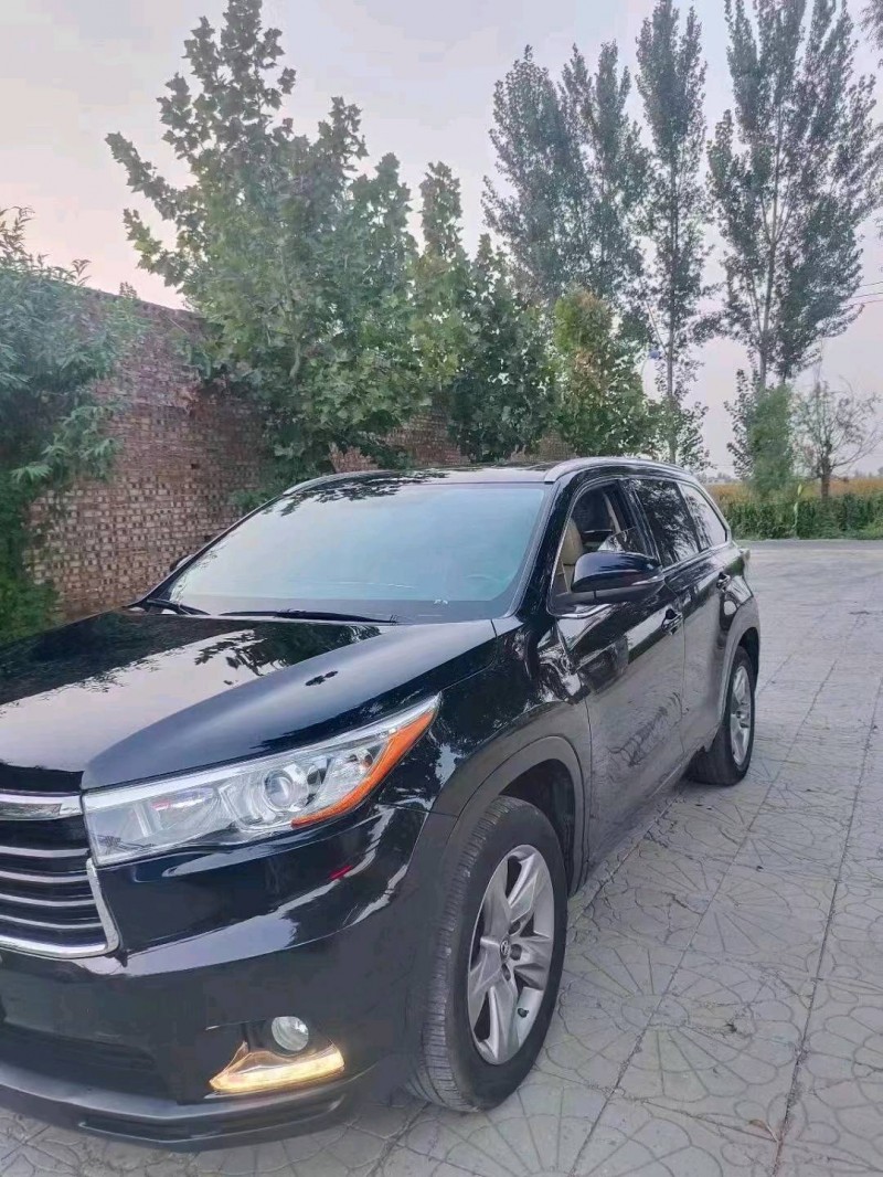 保定15年丰田汉兰达2