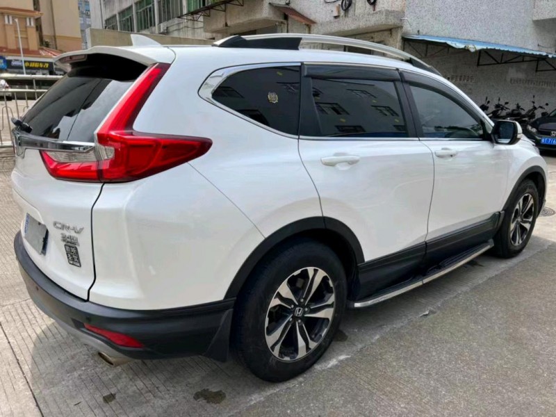 中山18年本田CRV6
