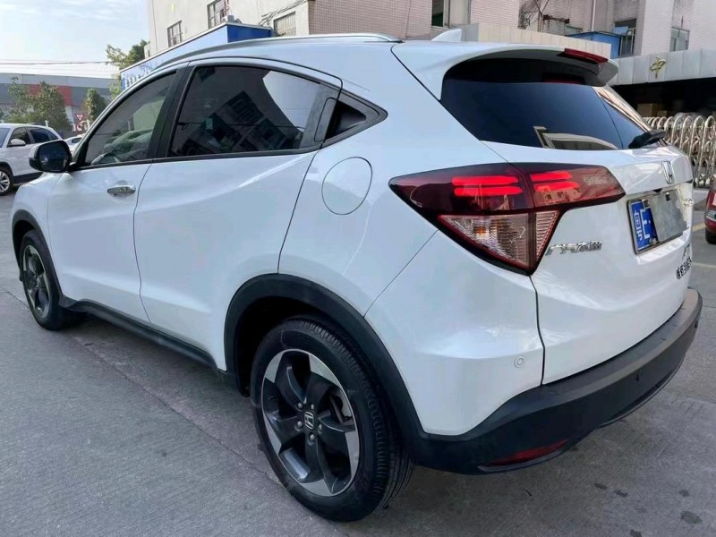 中山18年本田缤智6