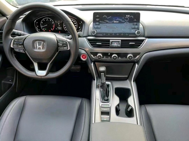 中山21年本田雅阁7