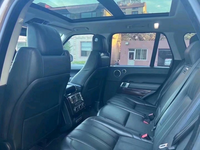 青岛14年路虎揽胜行政5