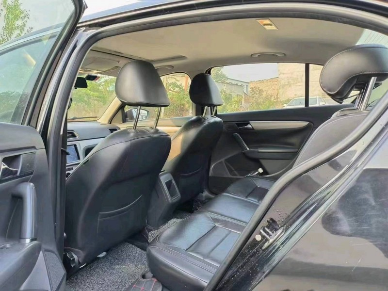 北京13年大众朗逸6