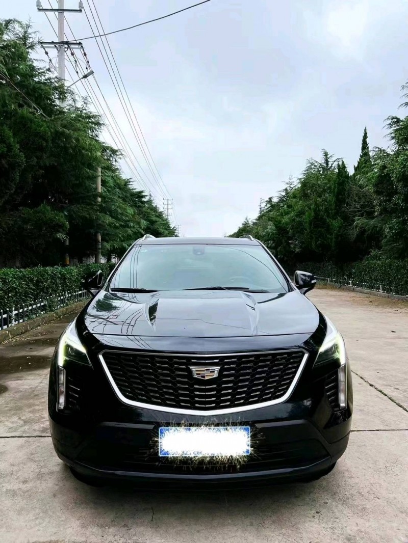 枣庄20年凯迪拉克XT41