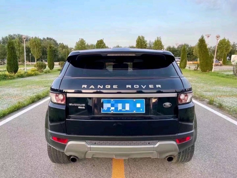 枣庄13年路虎极光9