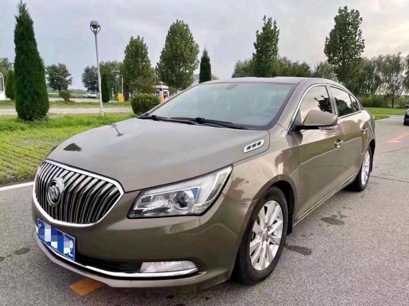 枣庄15年别克君越2