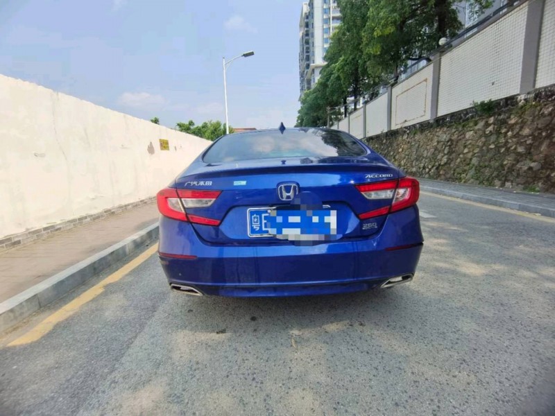 广州18年本田雅阁5