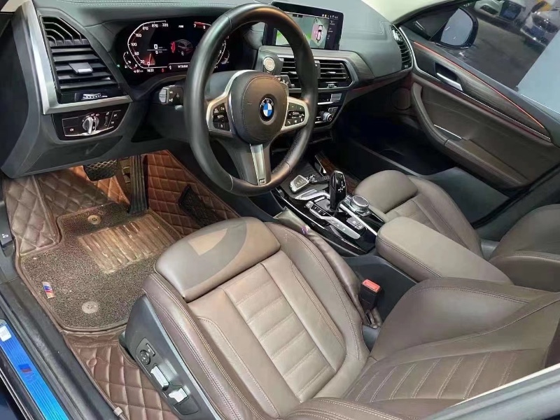 成都21年宝马X34