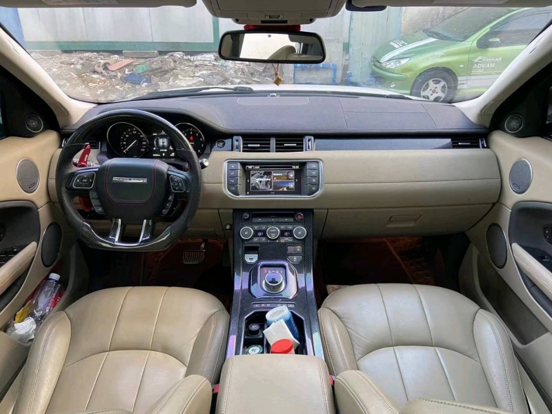 广州16年路虎极光4