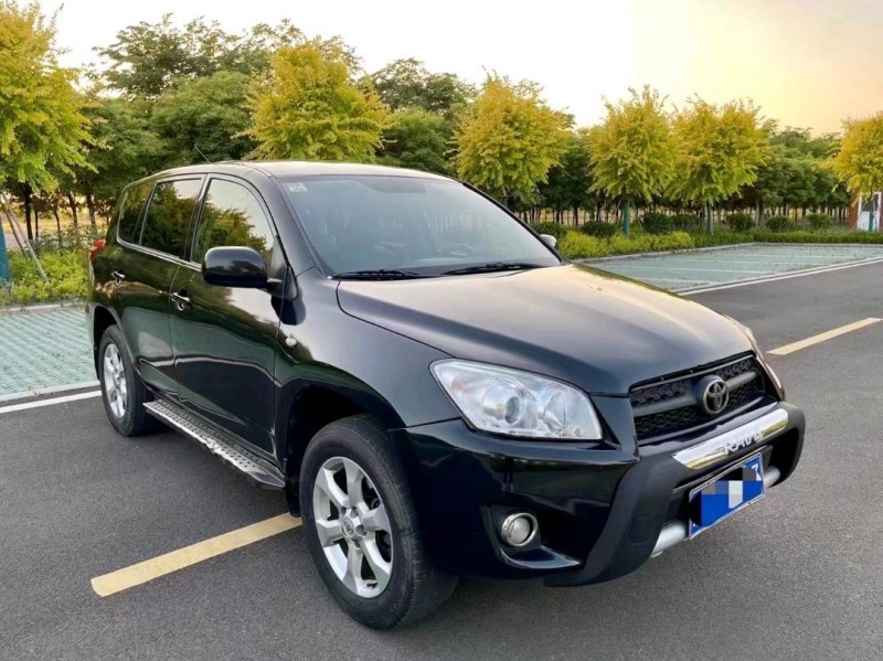 枣庄12年丰田RAV43