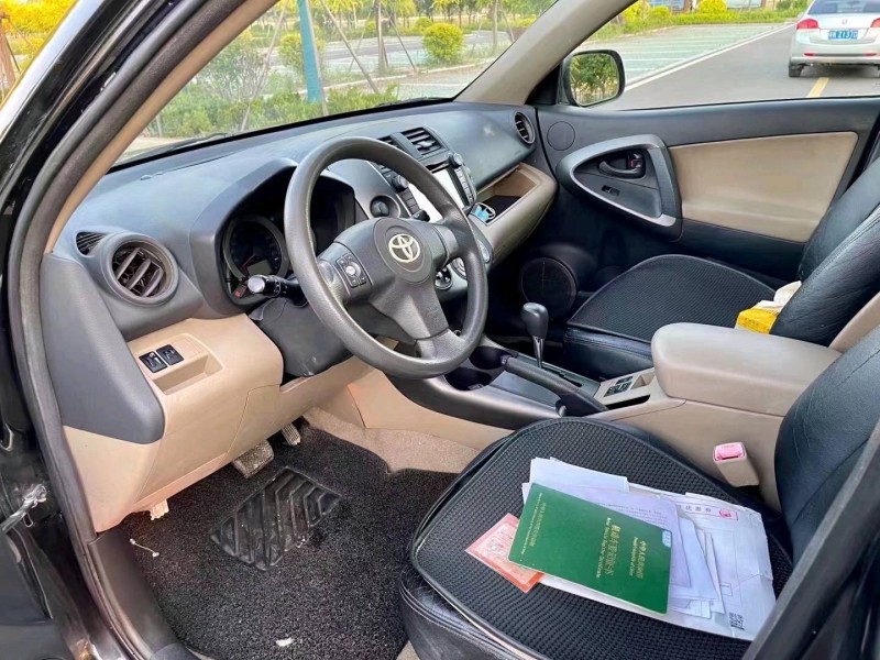 枣庄12年丰田RAV45