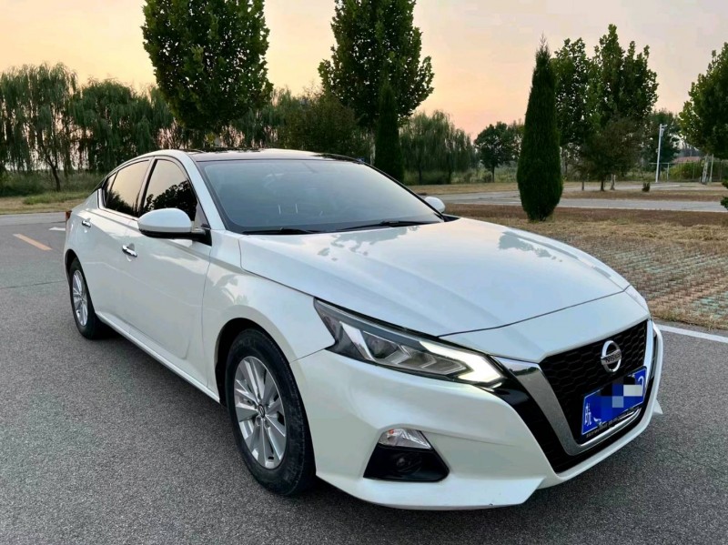 东营20年日产天籁2