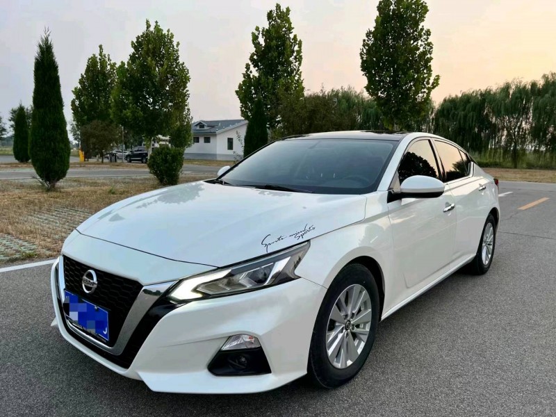东营20年日产天籁3