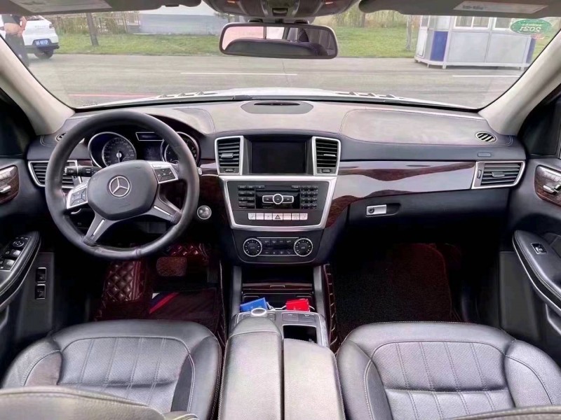 东营13年奔驰GLE8