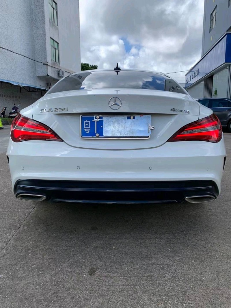中山18年奔驰CLA6