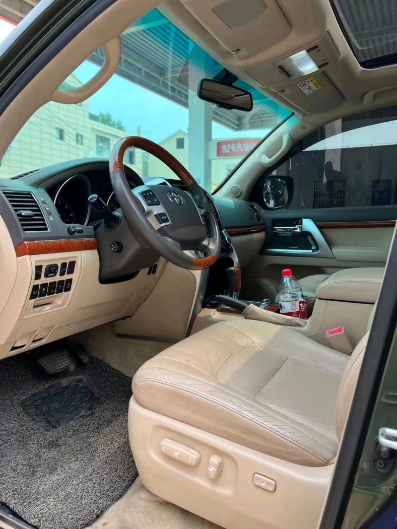 北京15年丰田兰德酷路泽4