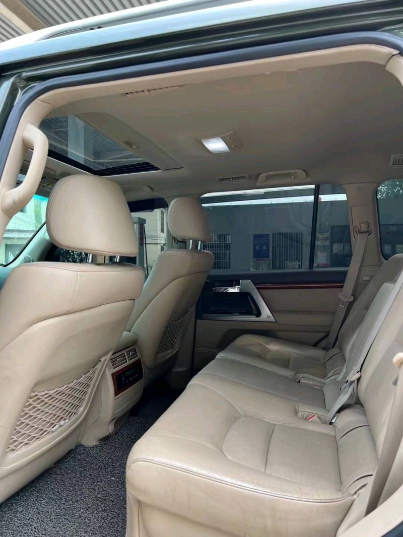 北京15年丰田兰德酷路泽7