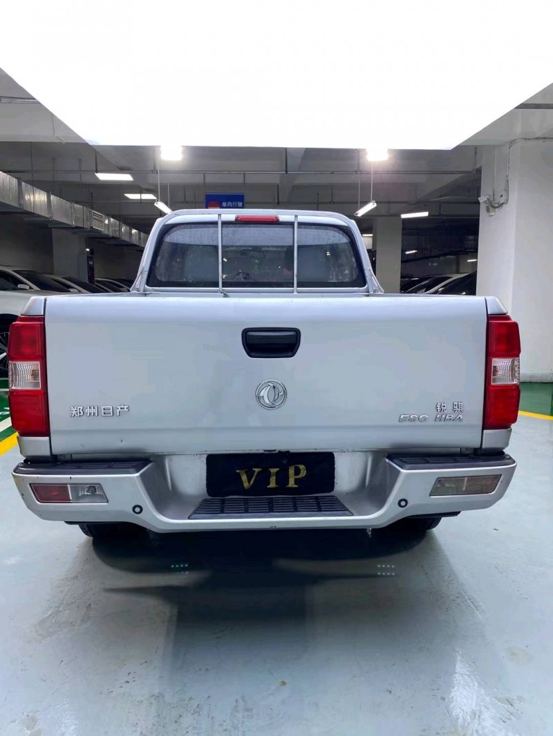 成都21年东风皮卡2