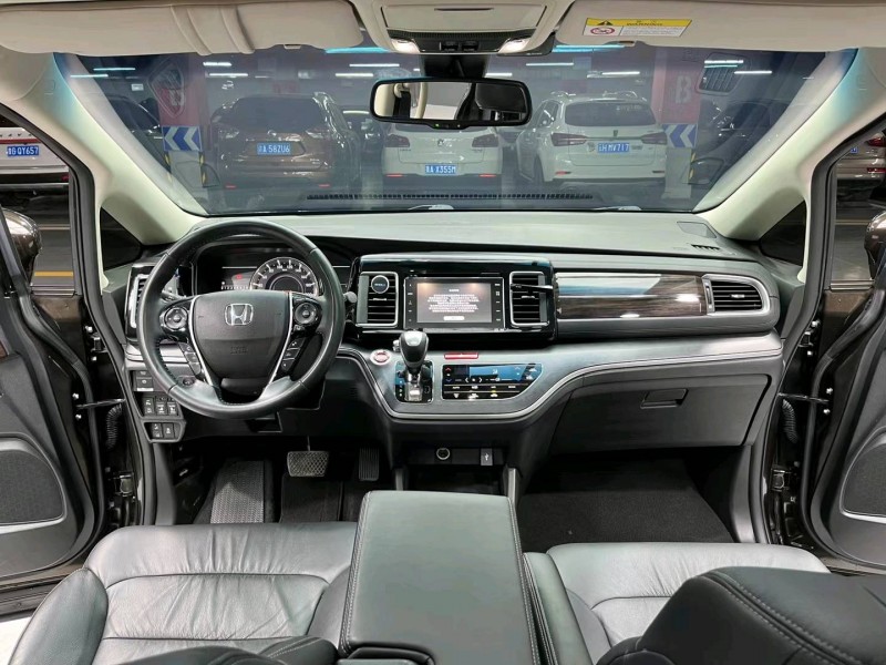 成都16年本田艾力绅5