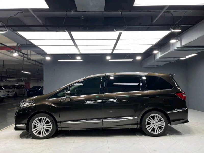 成都16年本田艾力绅7