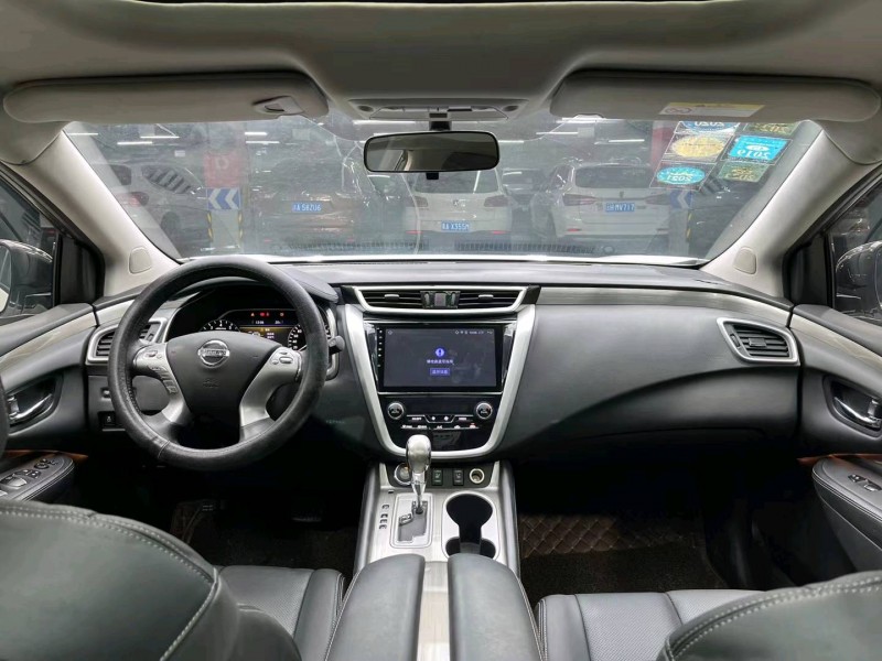 成都17年日产楼兰5