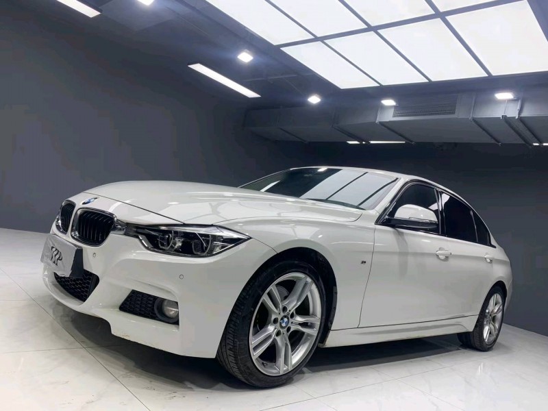 成都18年宝马3系2