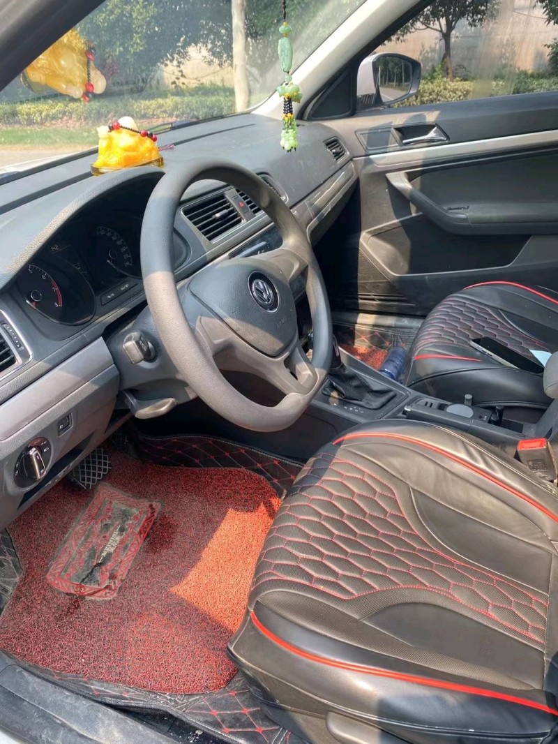 徐州19年大众朗逸4