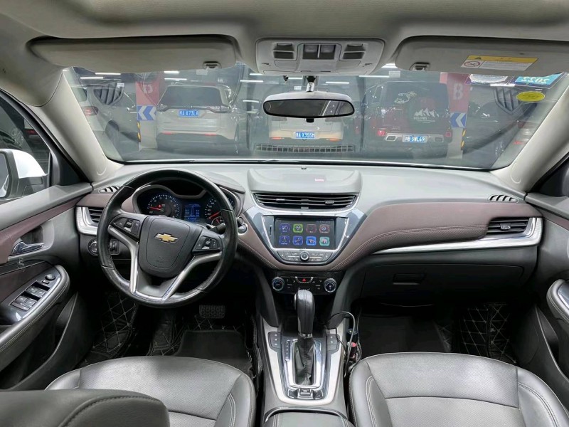 成都18年雪佛兰迈锐宝5