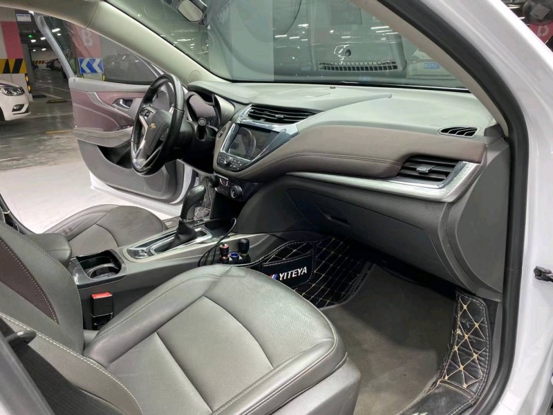 成都18年雪佛兰迈锐宝8