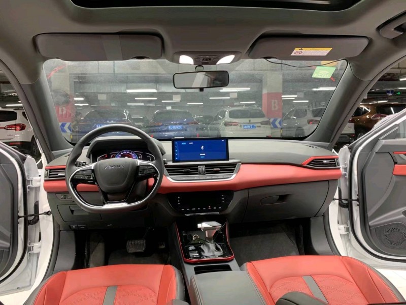 成都22年东风奕炫6