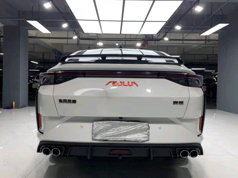 成都22年东风奕炫9