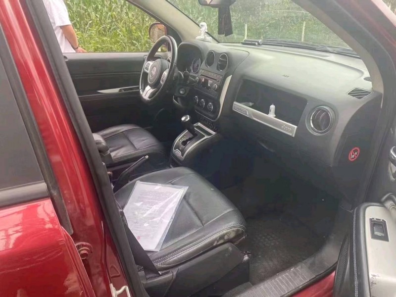 煙臺15年Jeep指南者4
