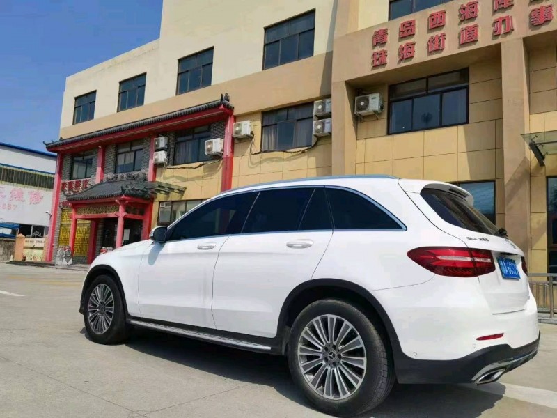 东营17年奔驰GLC7
