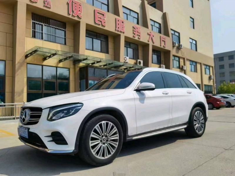 东营17年奔驰GLC8