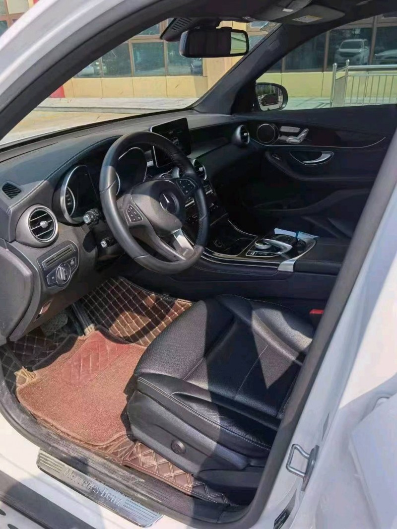 东营17年奔驰GLC5