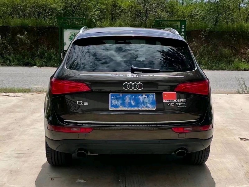 青島16年奧迪Q56