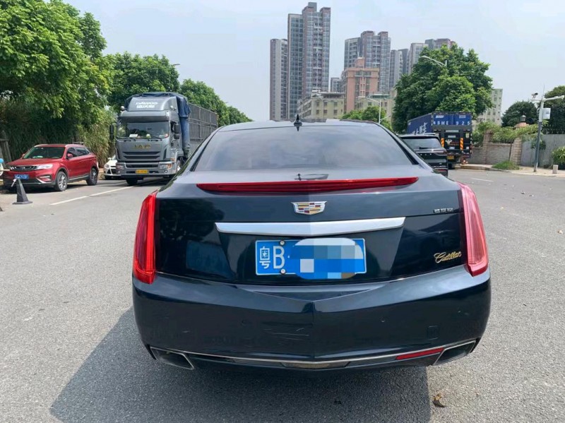 广州16年凯迪拉克XTS9