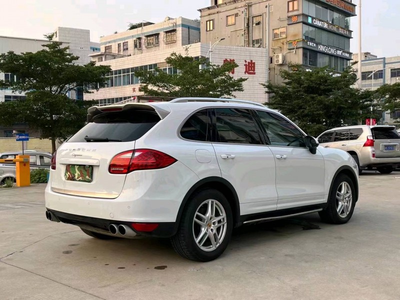 廣州14年保時捷卡宴6