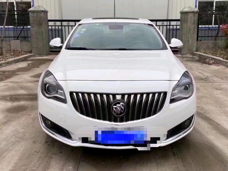 青岛17年别克君威1