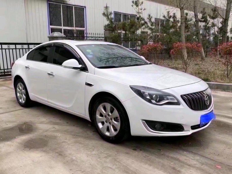 青岛17年别克君威2