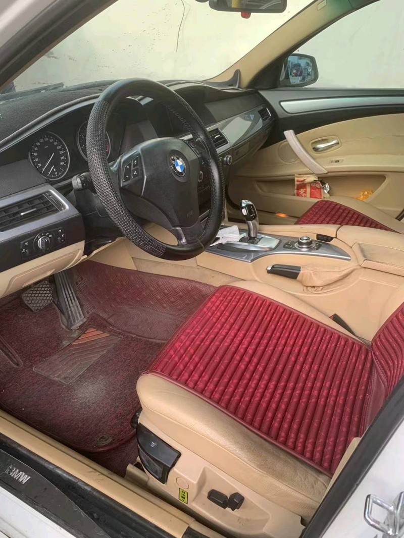 保定09年宝马5系4