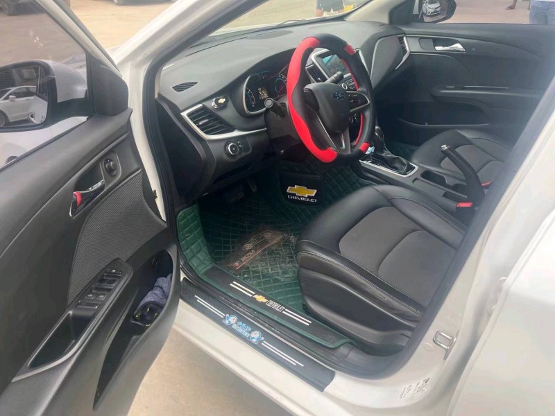 保定19年雪佛兰科沃兹6