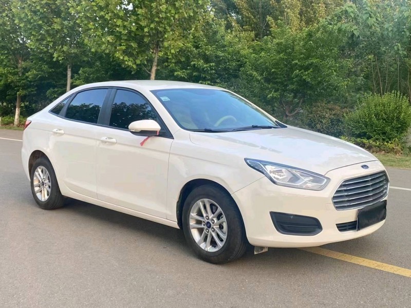 徐州21年福特福睿斯7