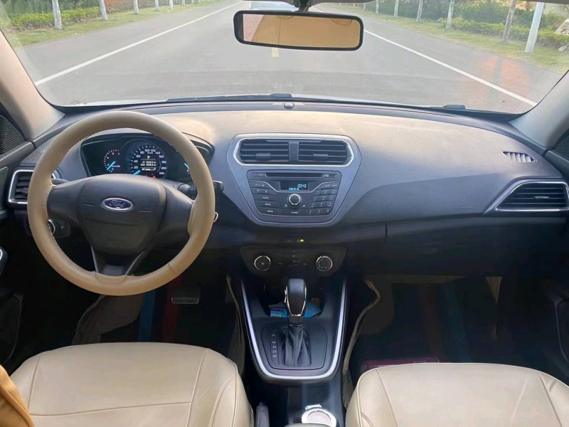 徐州21年福特福睿斯5