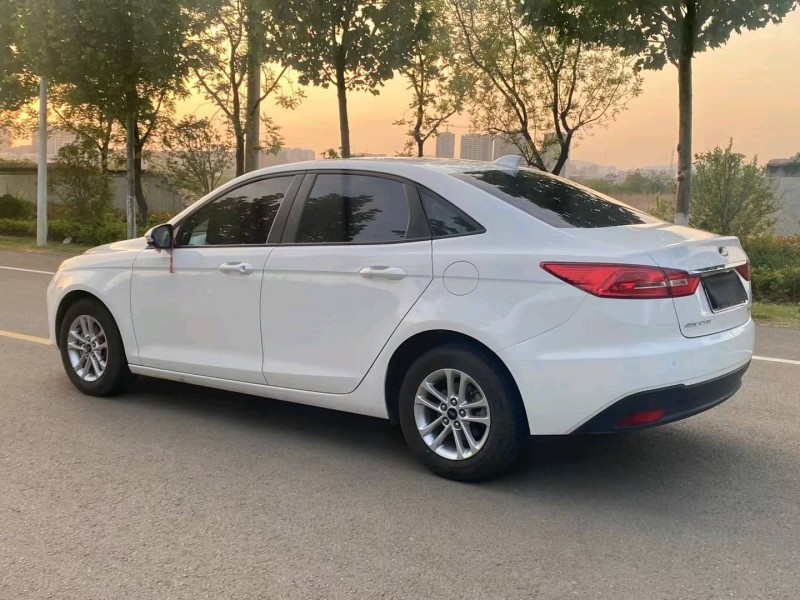 徐州21年福特福睿斯2