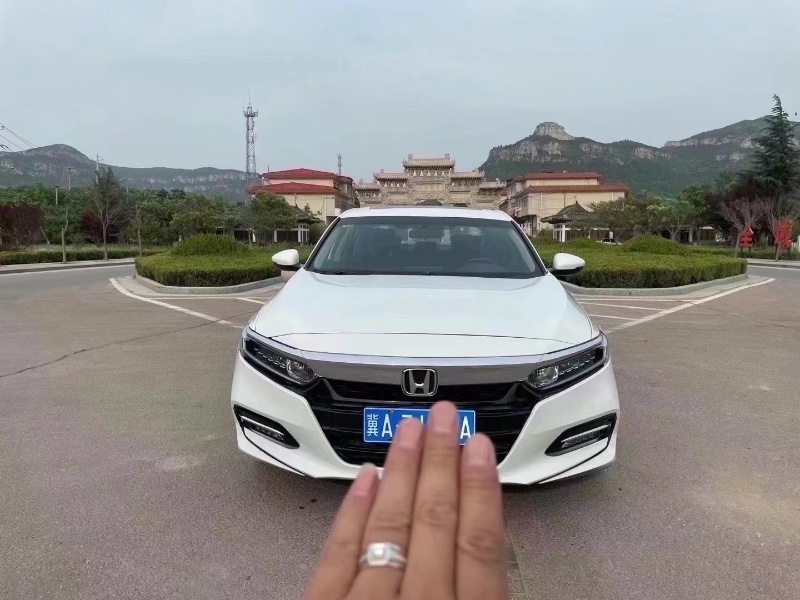 济南19年本田雅阁1